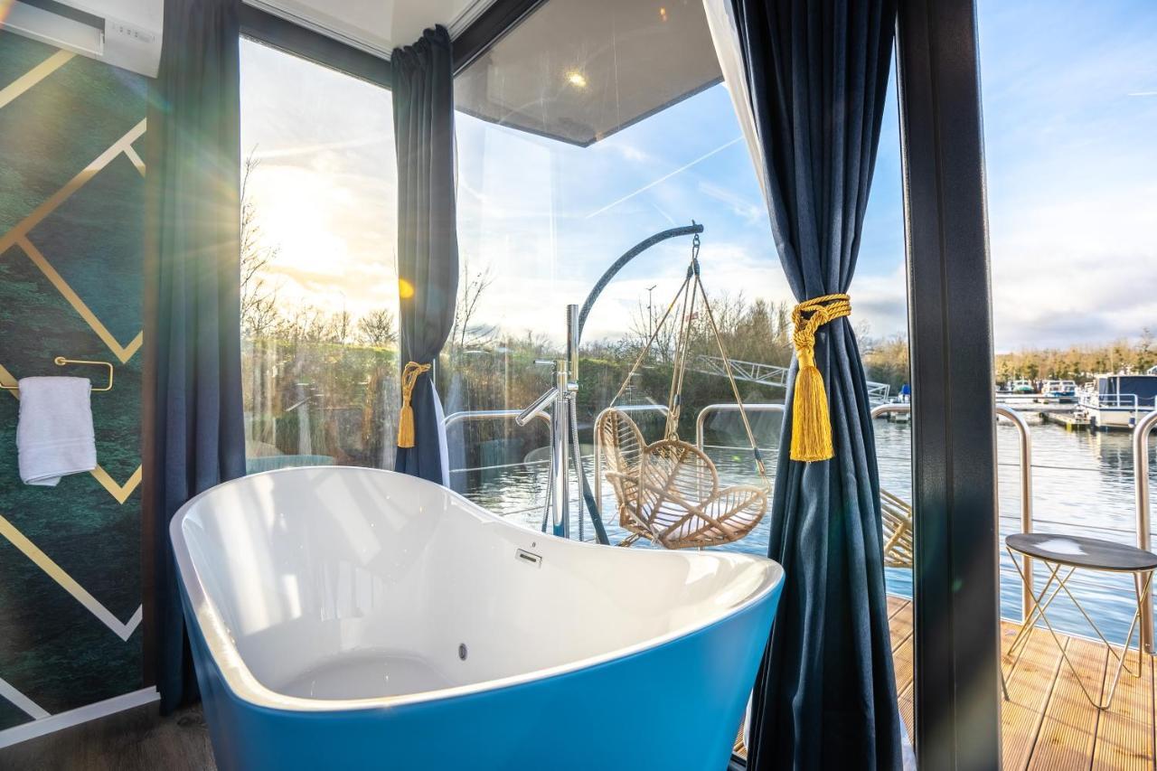 L'Escale Royale Saint-Martin-La-Garenne Port Ilon - Seine - Giverny Exterior photo