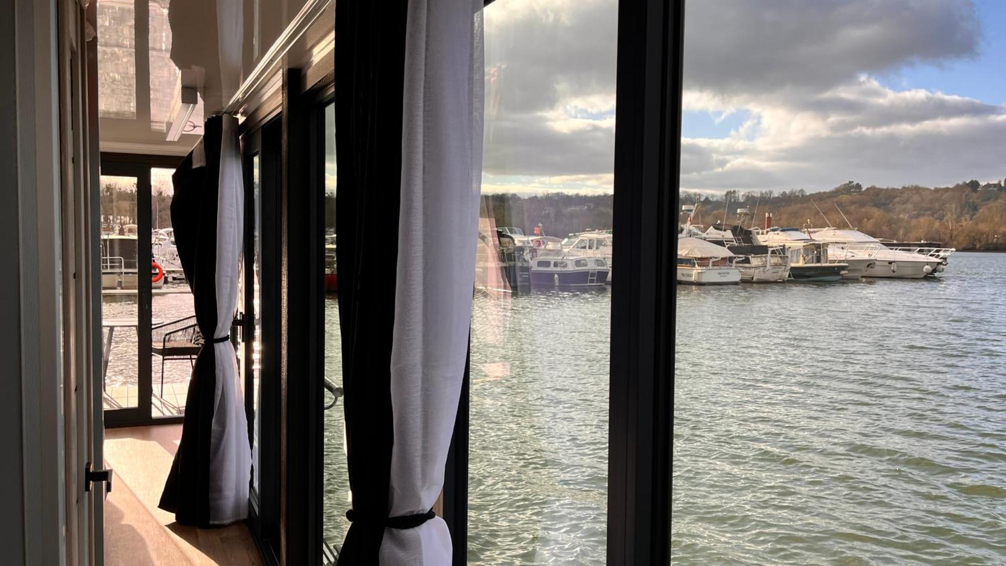 L'Escale Royale Saint-Martin-La-Garenne Port Ilon - Seine - Giverny Exterior photo