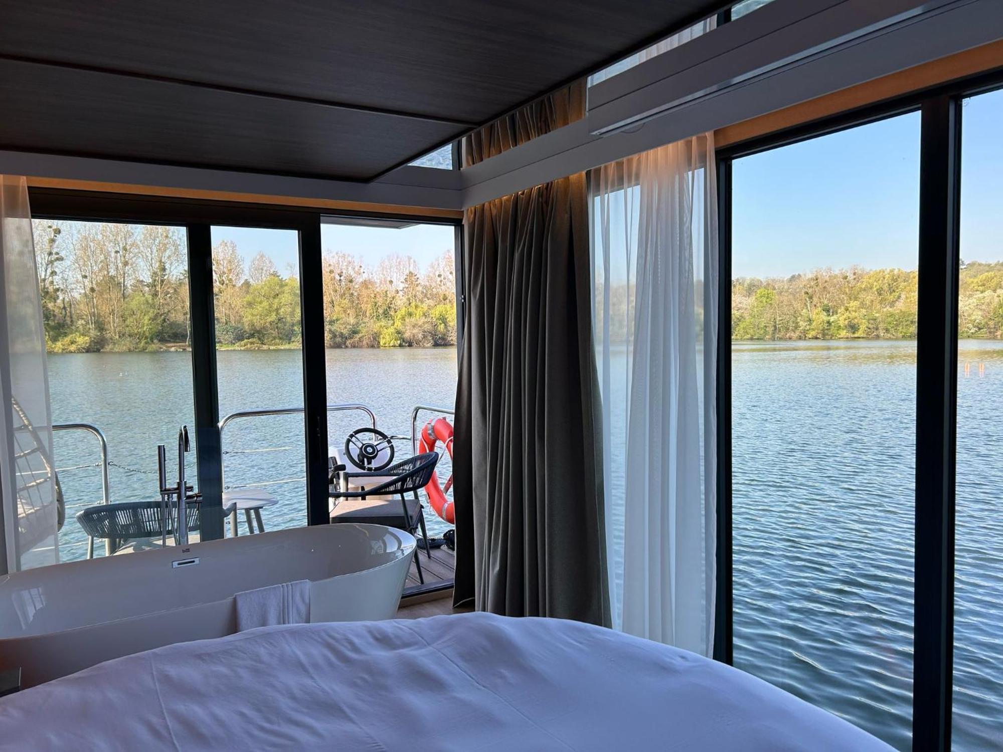 L'Escale Royale Saint-Martin-La-Garenne Port Ilon - Seine - Giverny Exterior photo